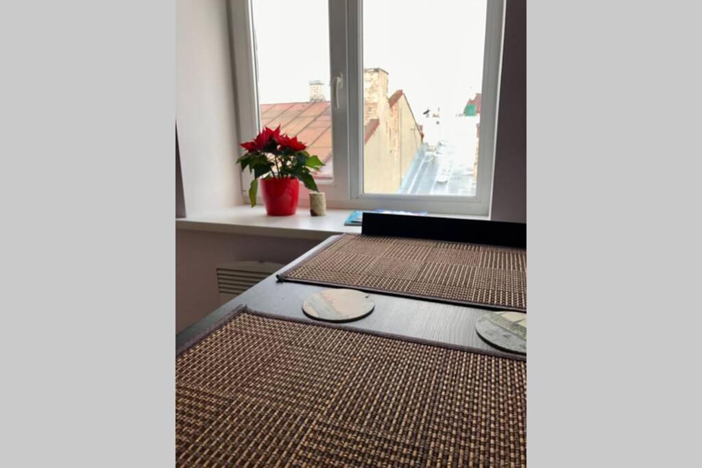Apartamento Cozy Flat In Latvian Style Riga Exterior foto